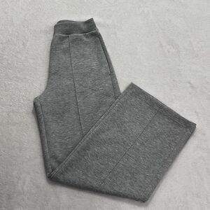 Uniqlo Women's Grey Joggers-tracksuits